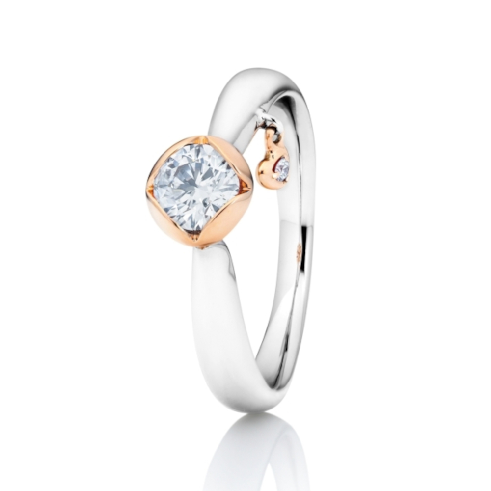 <a href="https://www.juwelier-kerner.de/sortiment/shop/schmuck/capolavoro/" rel="tag">Capolavoro</a>, <a href="https://www.juwelier-kerner.de/sortiment/shop/damenring/" rel="tag">Damenring</a>, <a href="https://www.juwelier-kerner.de/sortiment/shop/ring/" rel="tag">Ring</a>