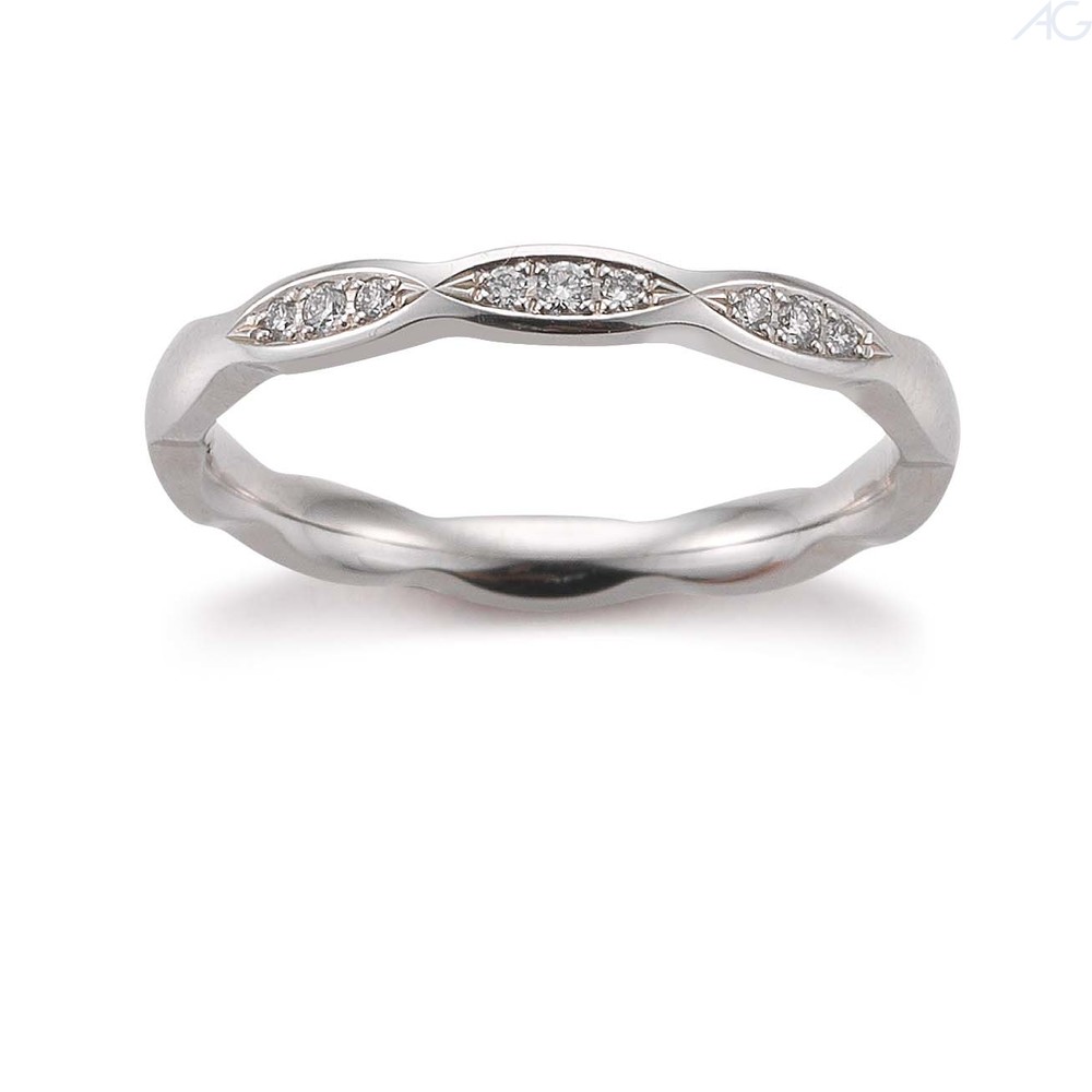 <a href="https://www.juwelier-kerner.de/sortiment/shop/damenring/" rel="tag">Damenring</a>