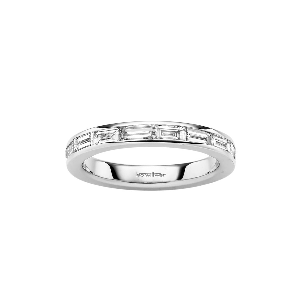 <a href="https://www.juwelier-kerner.de/sortiment/shop/damenring/" rel="tag">Damenring</a>, <a href="https://www.juwelier-kerner.de/sortiment/shop/schmuck/leo-wittwer/" rel="tag">Leo Wittwer</a>, <a href="https://www.juwelier-kerner.de/sortiment/shop/marken/leo-wittwer-marken/" rel="tag">Leo Wittwer</a>