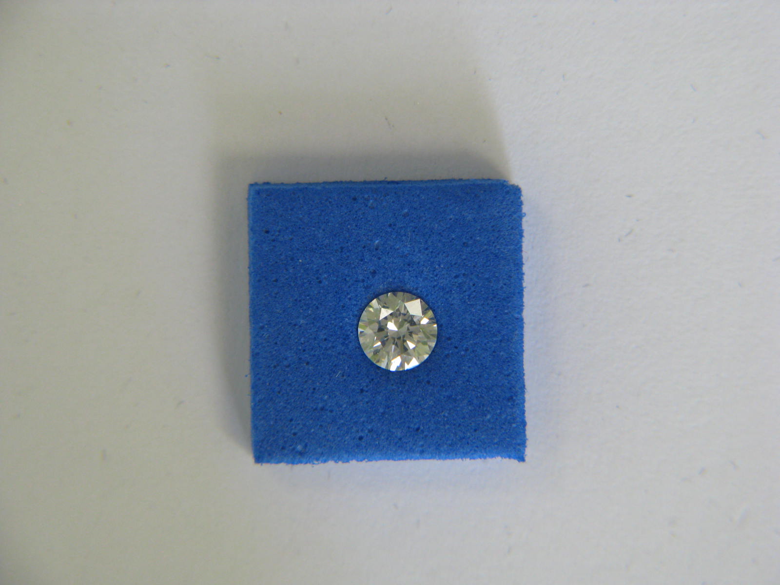 <a href="https://www.juwelier-kerner.de/sortiment/shop/marken/juwelier-kerner/" rel="tag">Juwelier Kerner</a>, <a href="https://www.juwelier-kerner.de/sortiment/shop/loser-stein/" rel="tag">loser Stein</a>