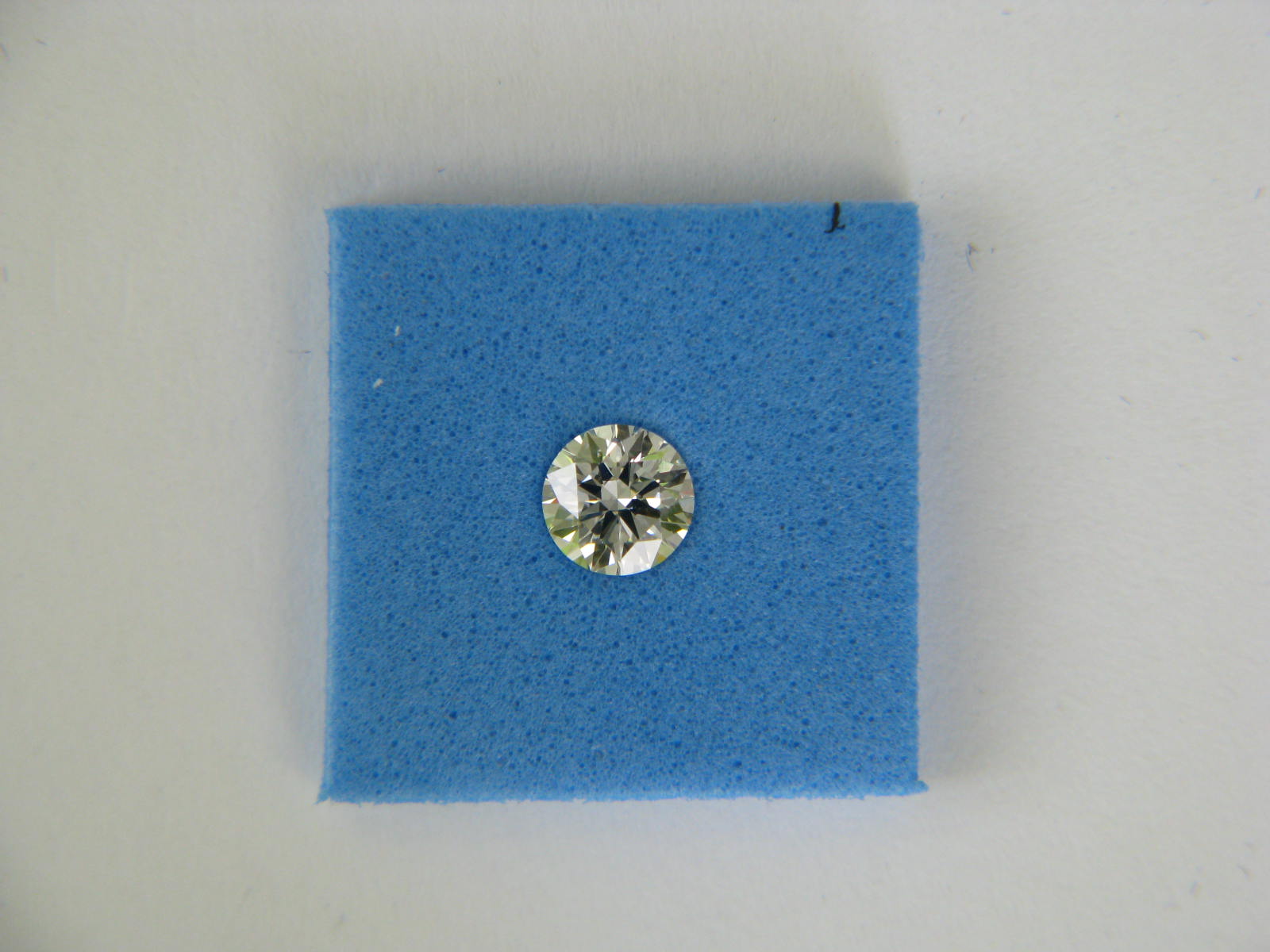 <a href="https://www.juwelier-kerner.de/sortiment/shop/marken/juwelier-kerner/" rel="tag">Juwelier Kerner</a>, <a href="https://www.juwelier-kerner.de/sortiment/shop/loser-stein/" rel="tag">loser Stein</a>