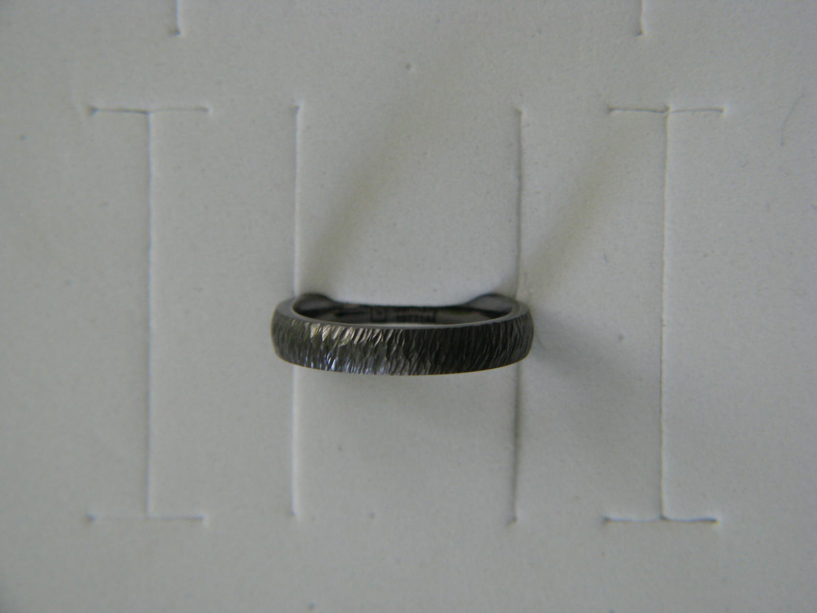 <a href="https://www.juwelier-kerner.de/sortiment/shop/damenring/" rel="tag">Damenring</a>, <a href="https://www.juwelier-kerner.de/sortiment/shop/marken/le-marchant/" rel="tag">Le Marchant</a>
