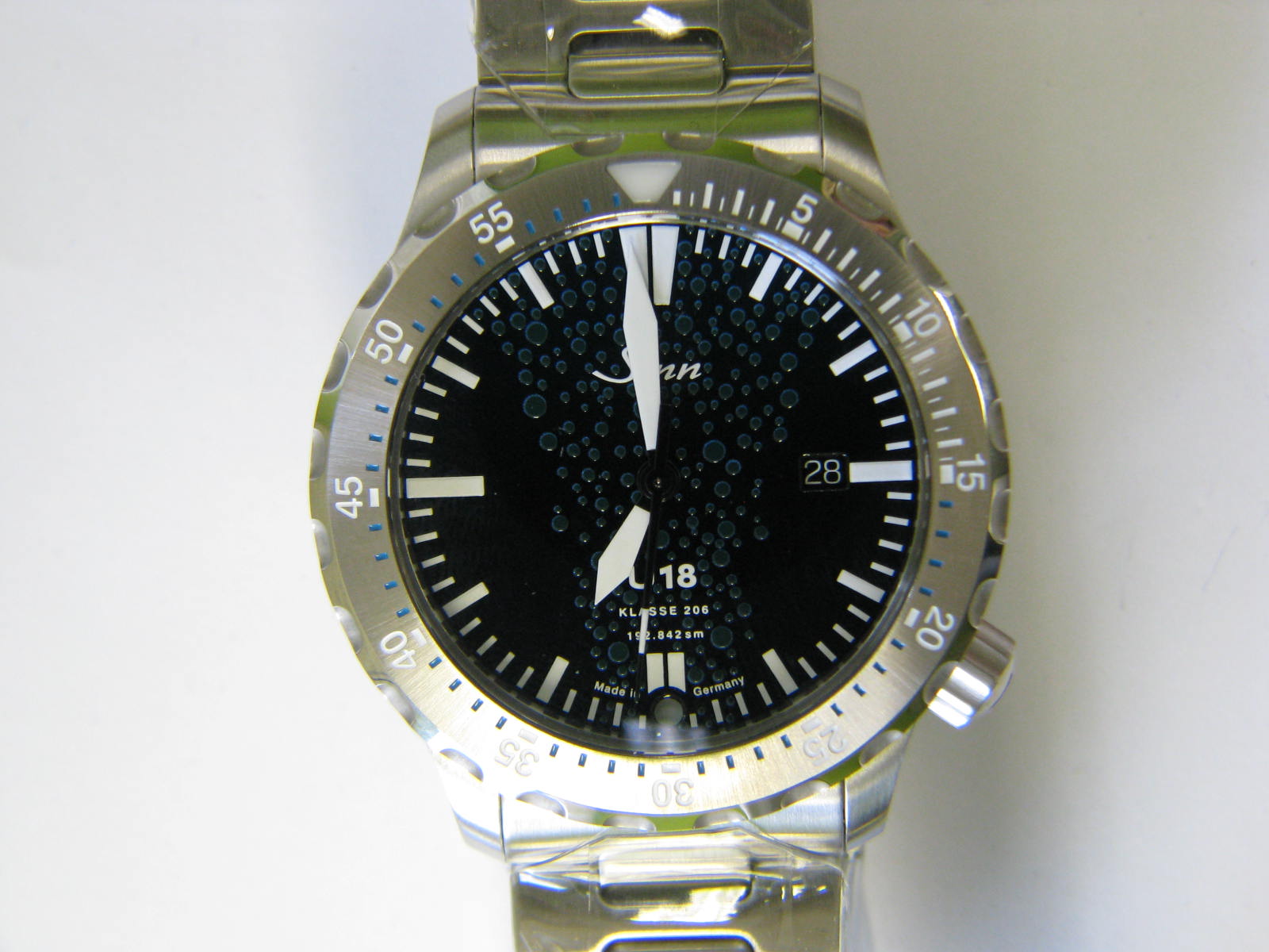 <a href="https://www.juwelier-kerner.de/sortiment/shop/uhren/sinn/" rel="tag">Sinn</a>