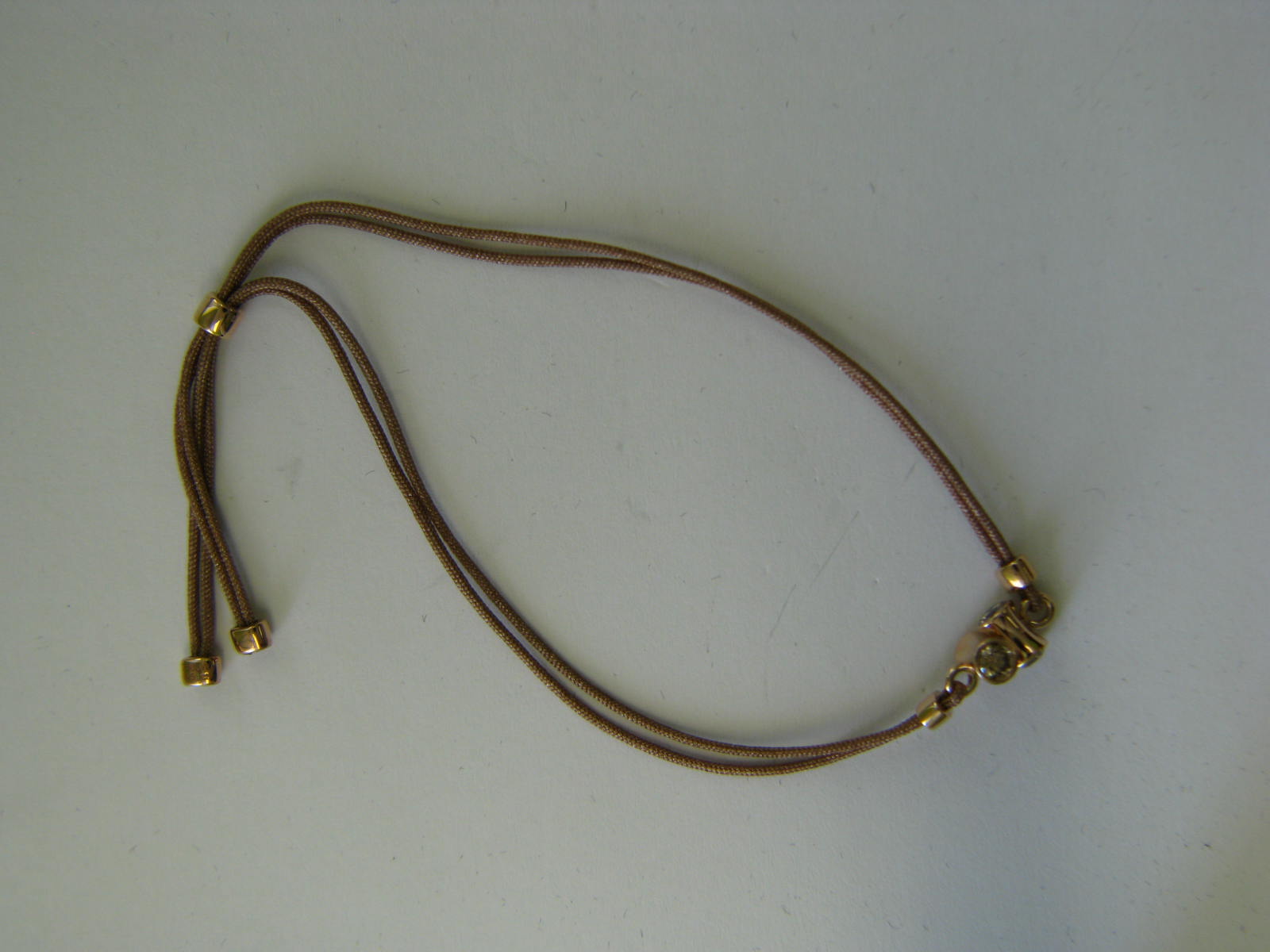 <a href="https://www.juwelier-kerner.de/sortiment/shop/armband/" rel="tag">Armband</a>, <a href="https://www.juwelier-kerner.de/sortiment/shop/marken/leo-wittwer-marken/" rel="tag">Leo Wittwer</a>