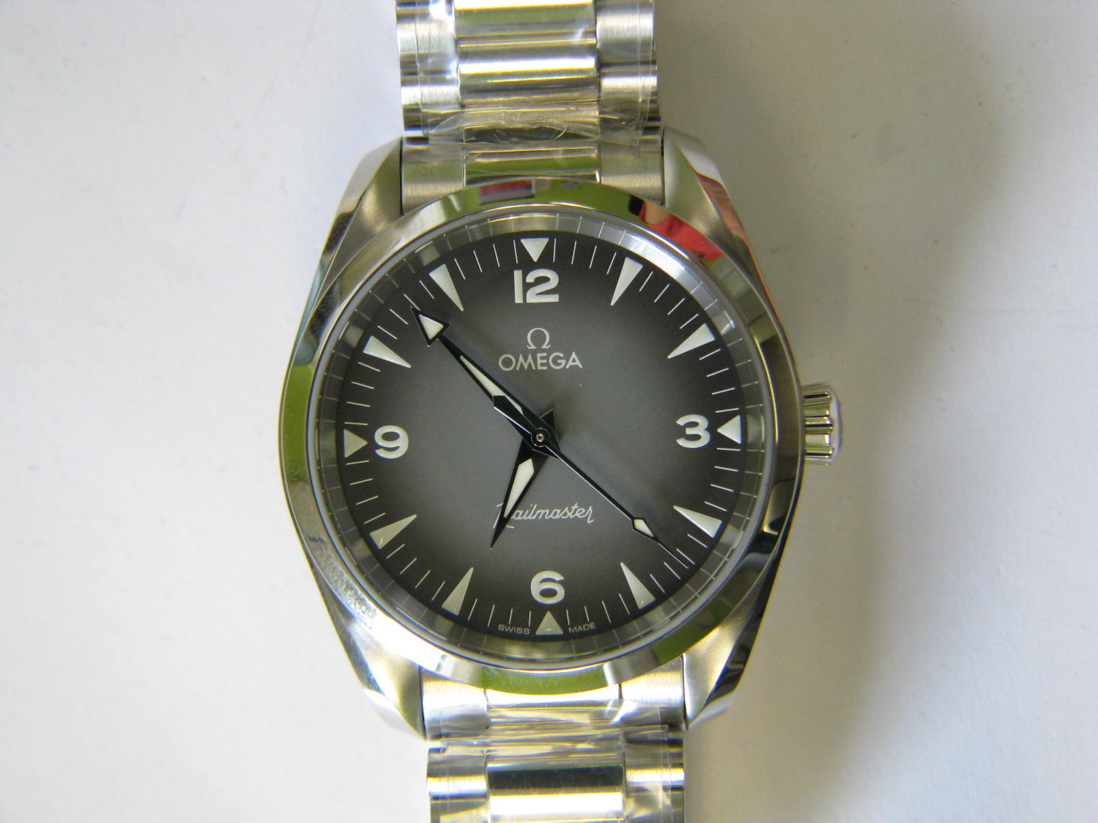 <a href="https://www.juwelier-kerner.de/sortiment/shop/uhren/omega/" rel="tag">Omega</a>
