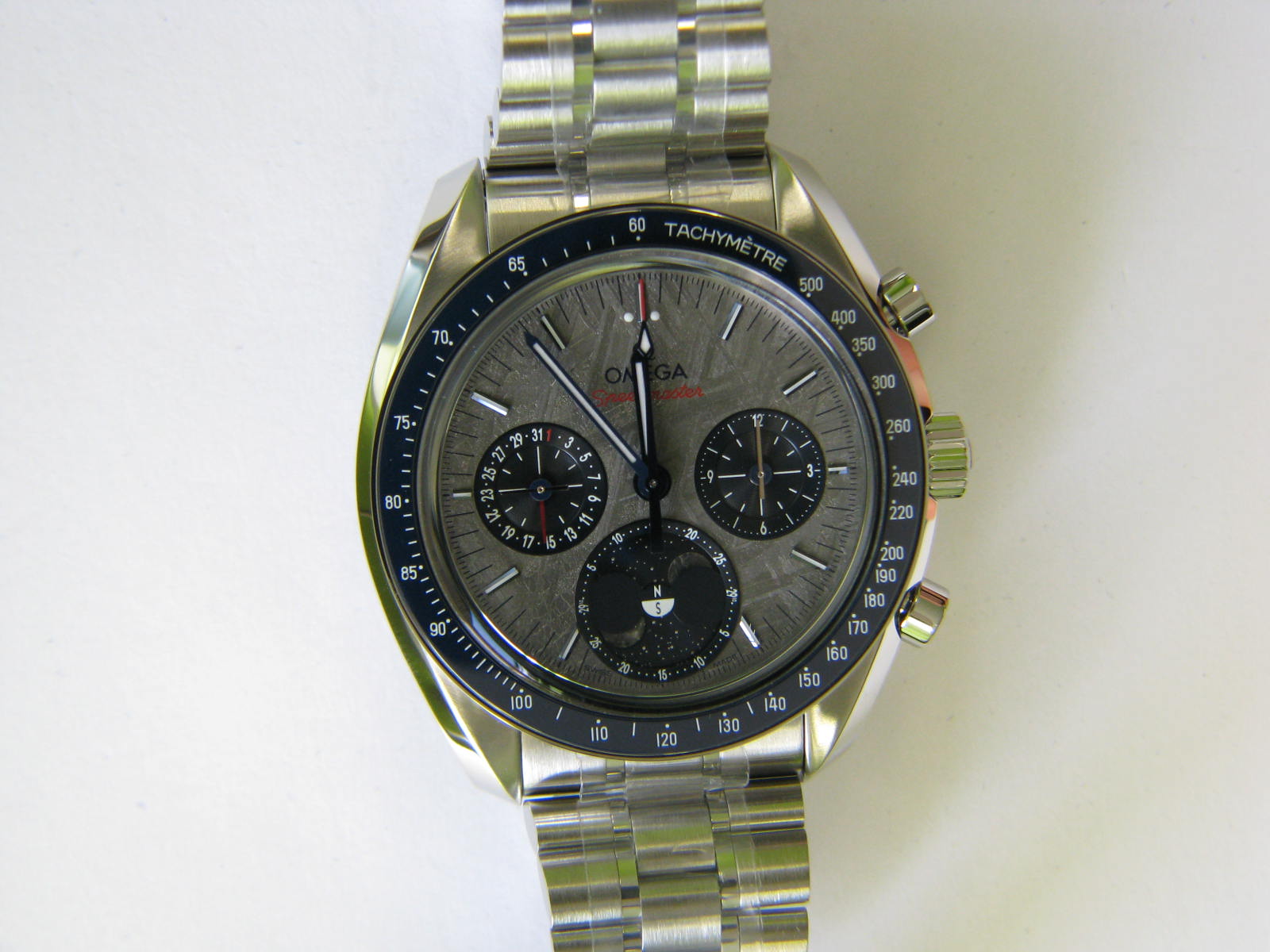 <a href="https://www.juwelier-kerner.de/sortiment/shop/uhren/omega/" rel="tag">Omega</a>
