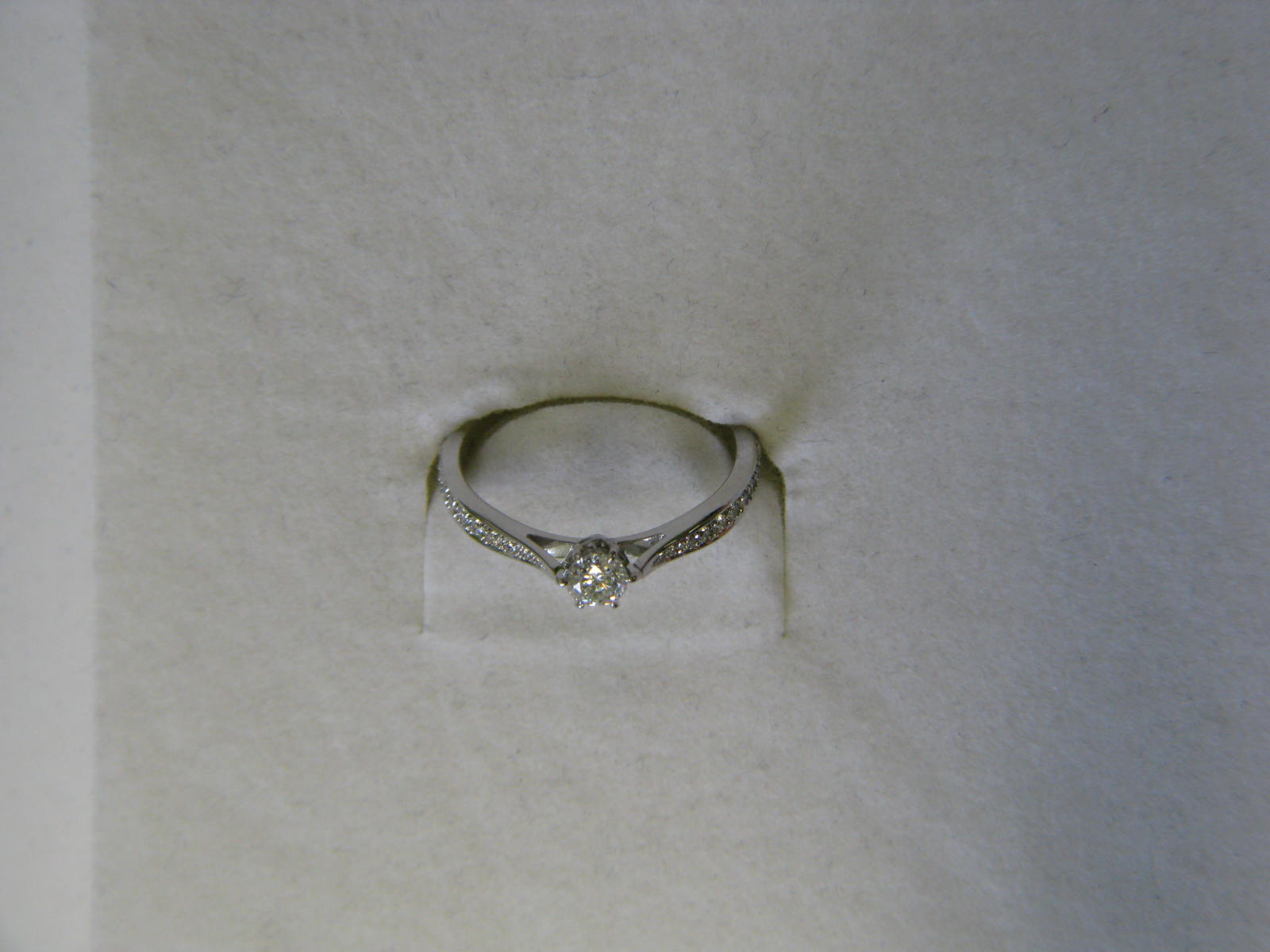 <a href="https://www.juwelier-kerner.de/sortiment/shop/damenring/" rel="tag">Damenring</a>, <a href="https://www.juwelier-kerner.de/sortiment/shop/marken/krieger-fine-jewellery/" rel="tag">Krieger Fine Jewellery</a>