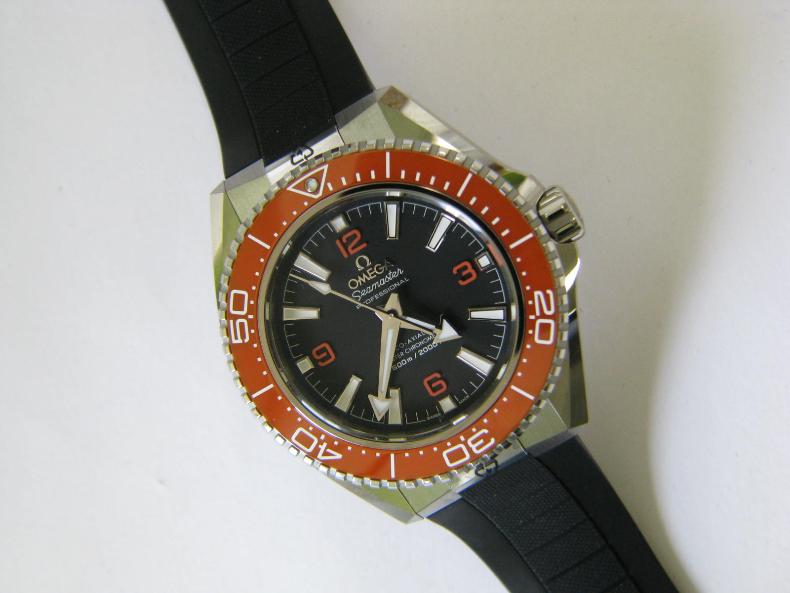 <a href="https://www.juwelier-kerner.de/sortiment/shop/uhren/omega/" rel="tag">Omega</a>