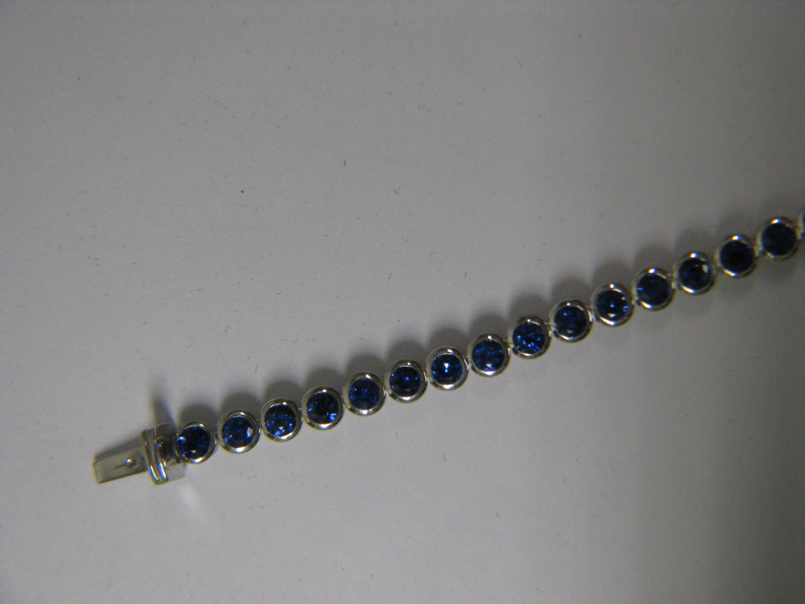 <a href="https://www.juwelier-kerner.de/sortiment/shop/armband/" rel="tag">Armband</a>, <a href="https://www.juwelier-kerner.de/sortiment/shop/marken/krieger-fine-jewellery/" rel="tag">Krieger Fine Jewellery</a>