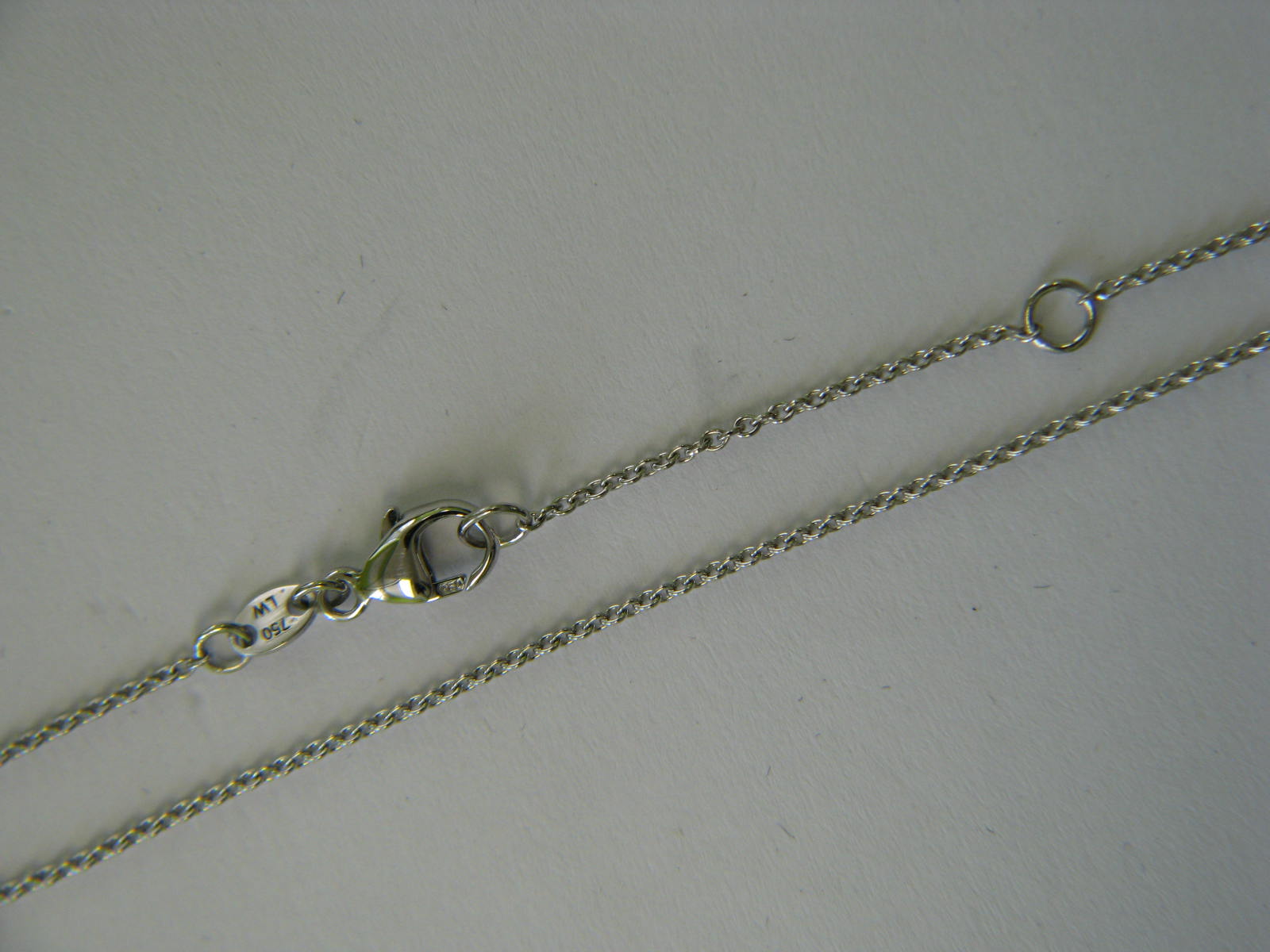 <a href="https://www.juwelier-kerner.de/sortiment/shop/collier/" rel="tag">Collier</a>, <a href="https://www.juwelier-kerner.de/sortiment/shop/marken/leo-wittwer-marken/" rel="tag">Leo Wittwer</a>