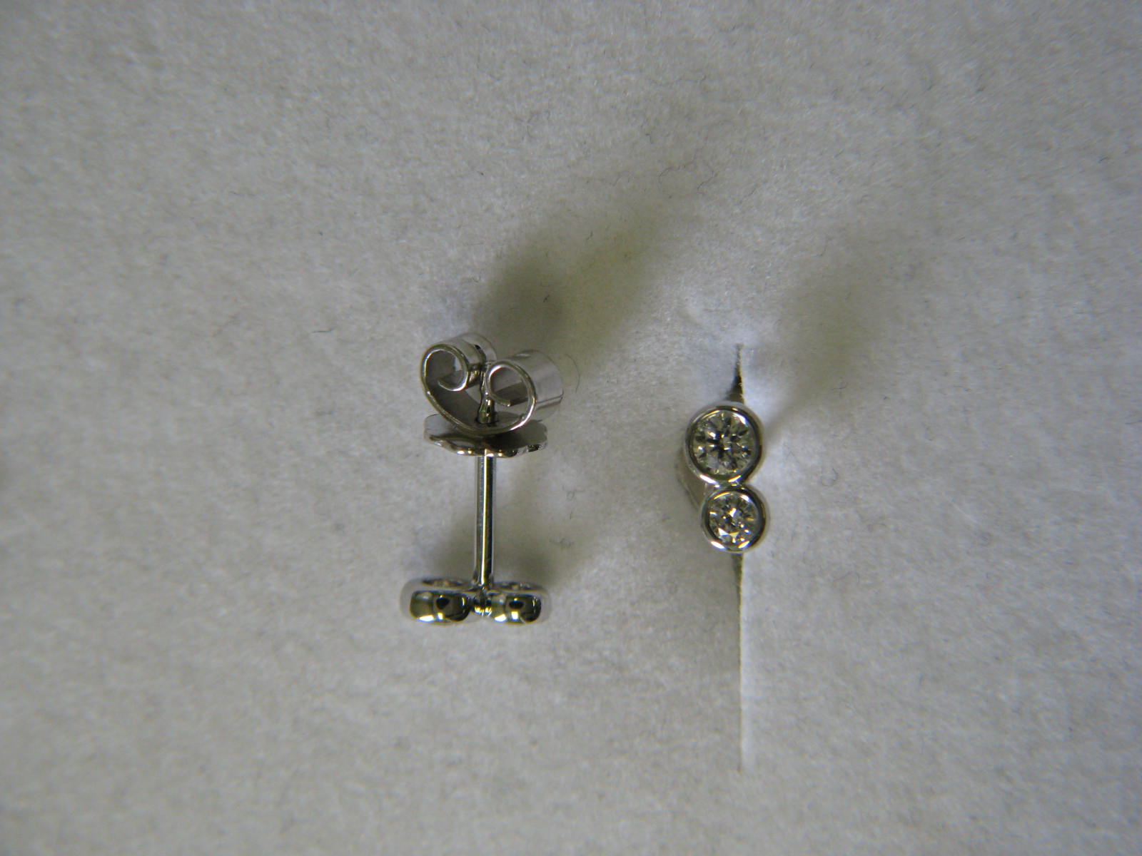 <a href="https://www.juwelier-kerner.de/sortiment/shop/marken/leo-wittwer-marken/" rel="tag">Leo Wittwer</a>, <a href="https://www.juwelier-kerner.de/sortiment/shop/ohrstecker/" rel="tag">Ohrstecker</a>