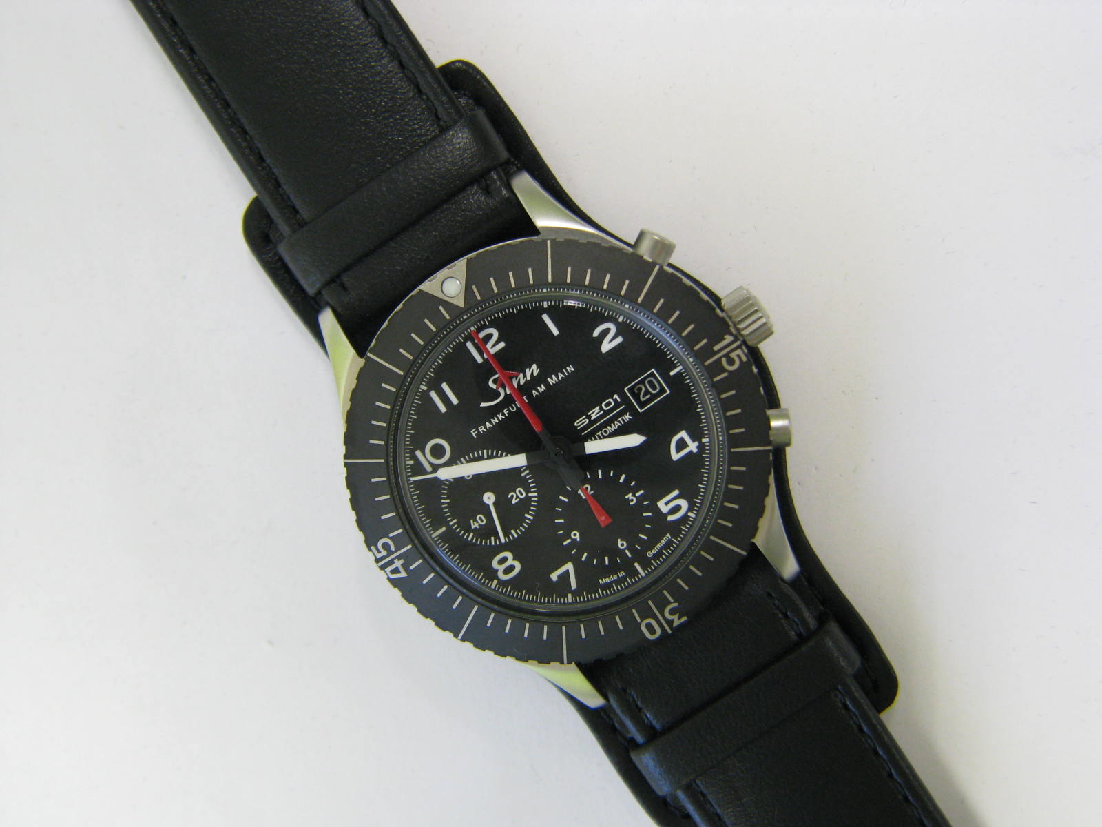 <a href="https://www.juwelier-kerner.de/sortiment/shop/uhren/sinn/" rel="tag">Sinn</a>