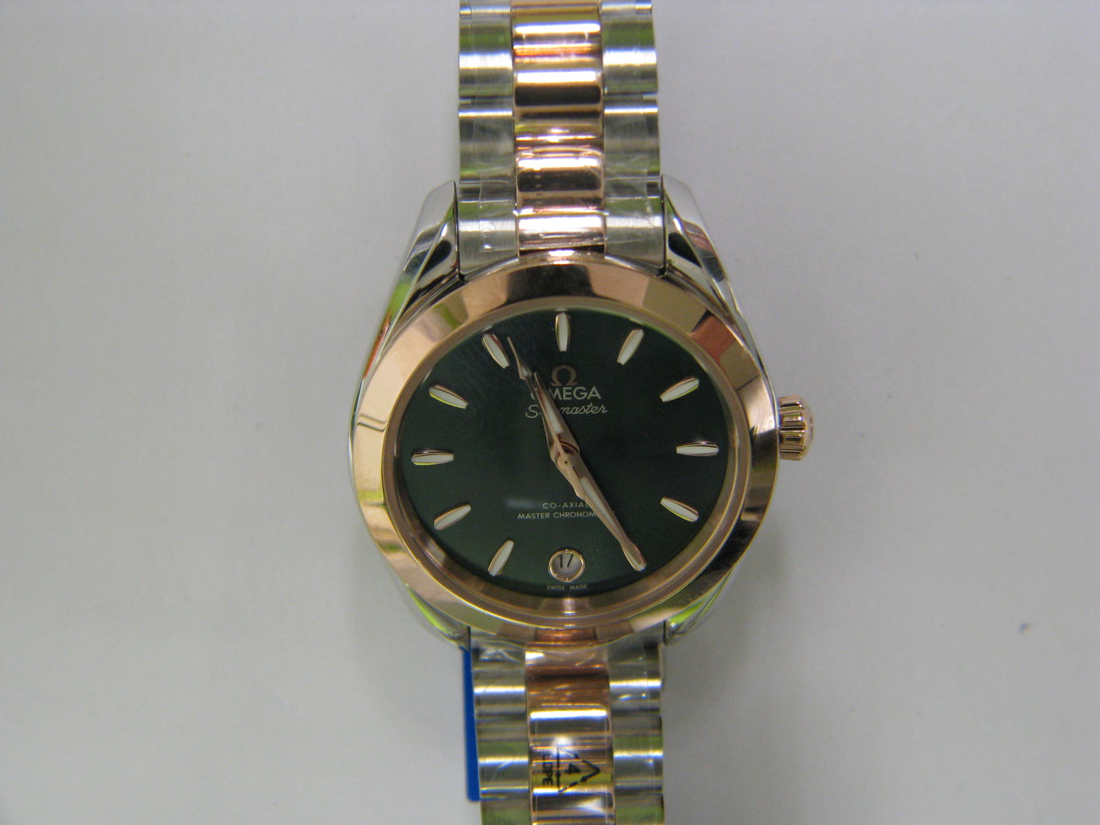 <a href="https://www.juwelier-kerner.de/sortiment/shop/uhren/omega/" rel="tag">Omega</a>