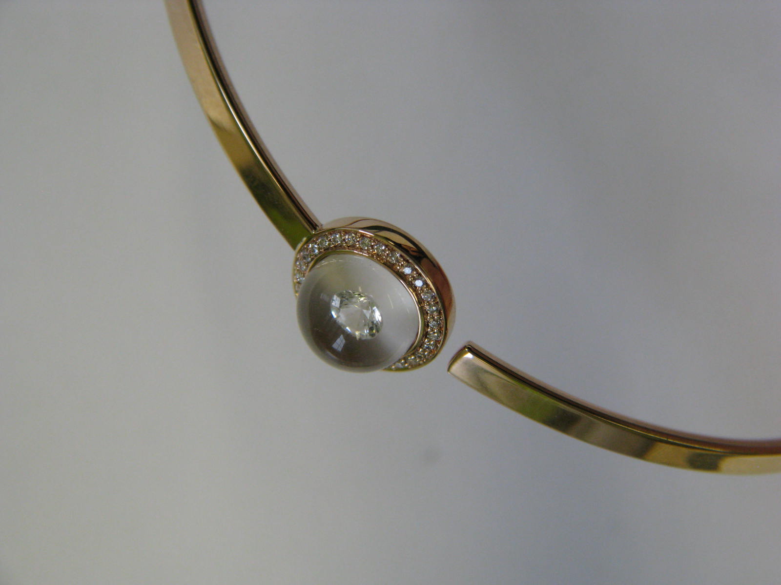 <a href="https://www.juwelier-kerner.de/sortiment/shop/armreif/" rel="tag">Armreif</a>, <a href="https://www.juwelier-kerner.de/sortiment/shop/marken/schmuckwerk-marken/" rel="tag">Schmuckwerk</a>