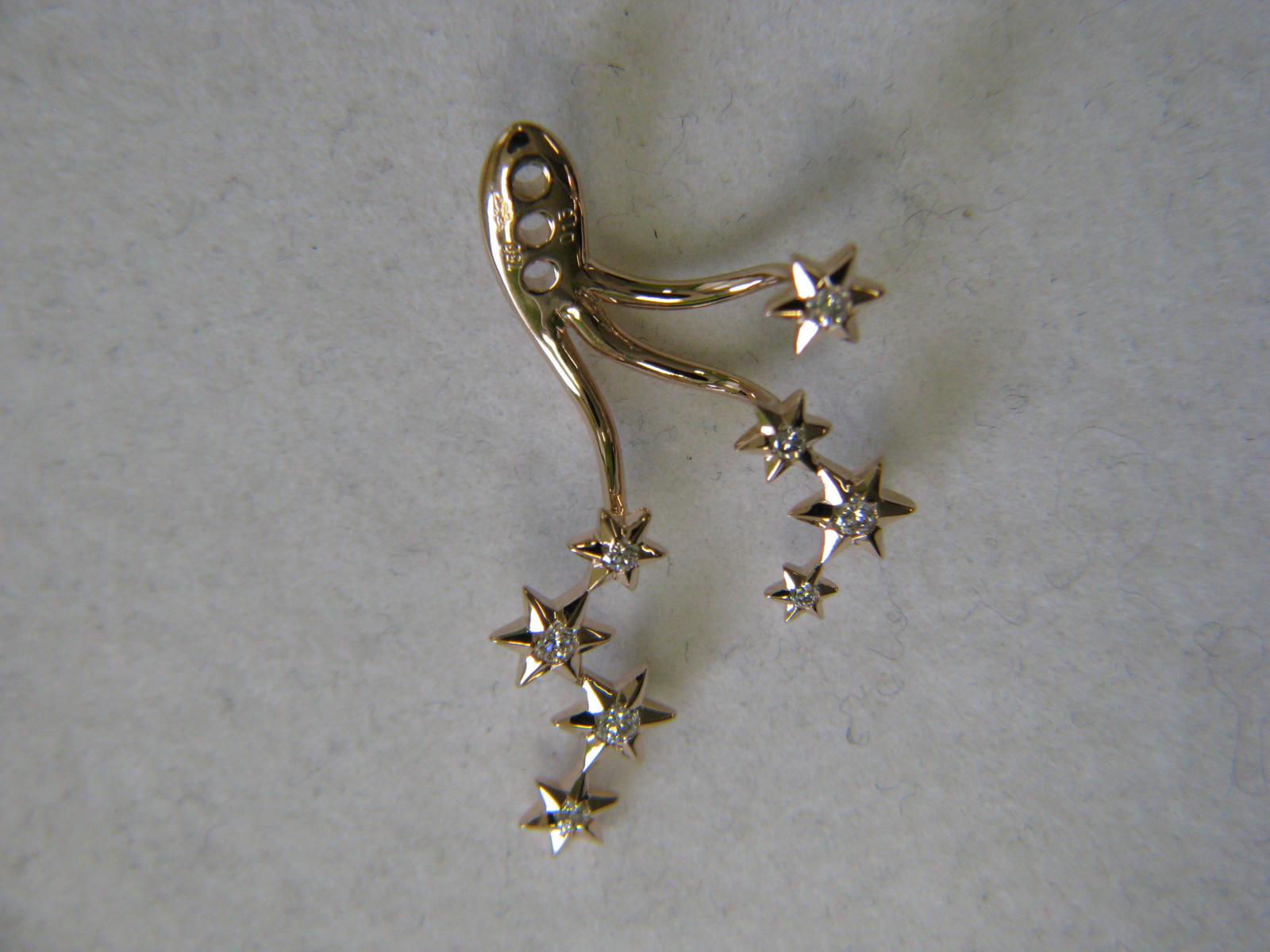 <a href="https://www.juwelier-kerner.de/sortiment/shop/marken/capolavoro-marken/" rel="tag">Capolavoro</a>, <a href="https://www.juwelier-kerner.de/sortiment/shop/einhaenger/" rel="tag">Einhänger</a>