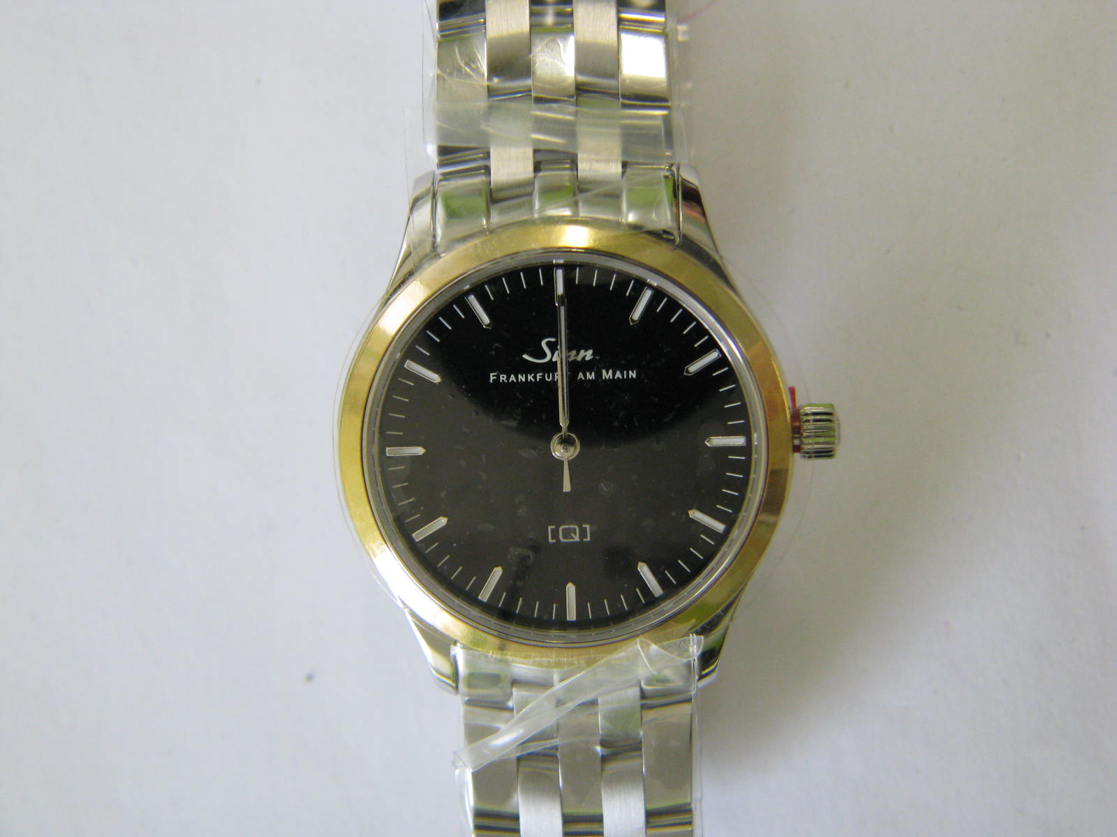 <a href="https://www.juwelier-kerner.de/sortiment/shop/uhren/sinn/" rel="tag">Sinn</a>