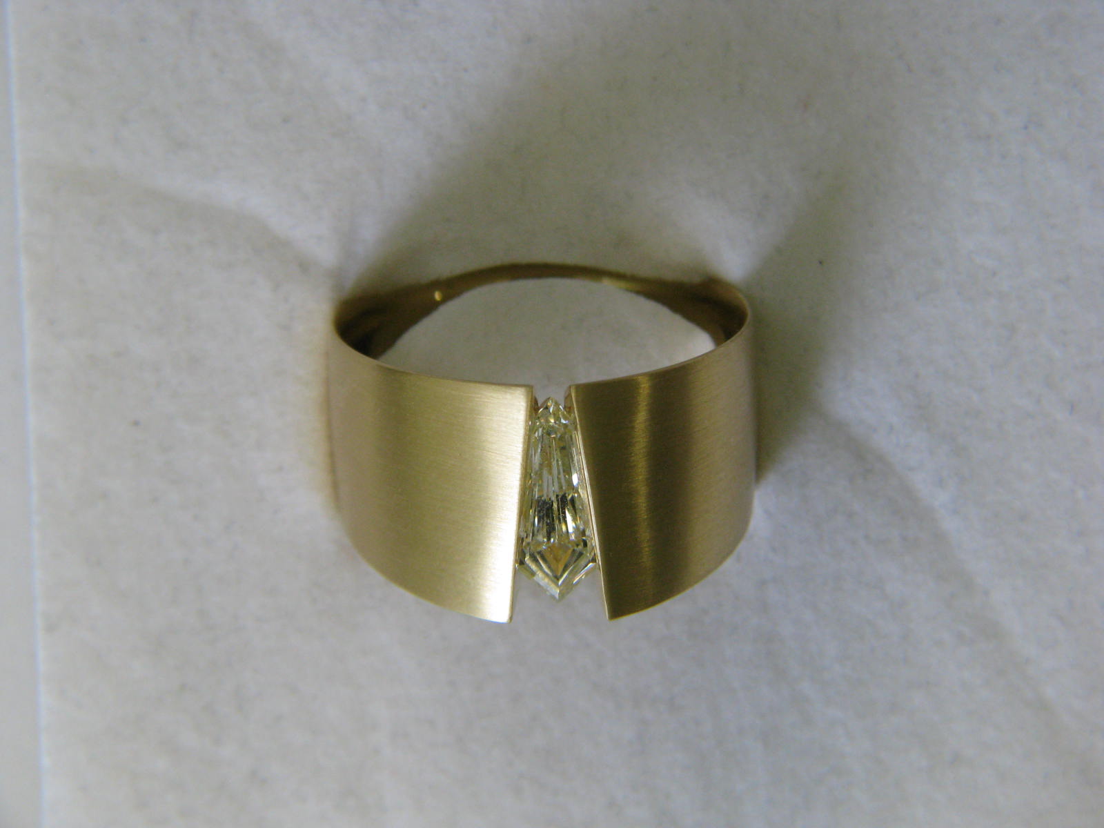 <a href="https://www.juwelier-kerner.de/sortiment/shop/damenring/" rel="tag">Damenring</a>, <a href="https://www.juwelier-kerner.de/sortiment/shop/marken/schaffrath-marken/" rel="tag">Schaffrath</a>