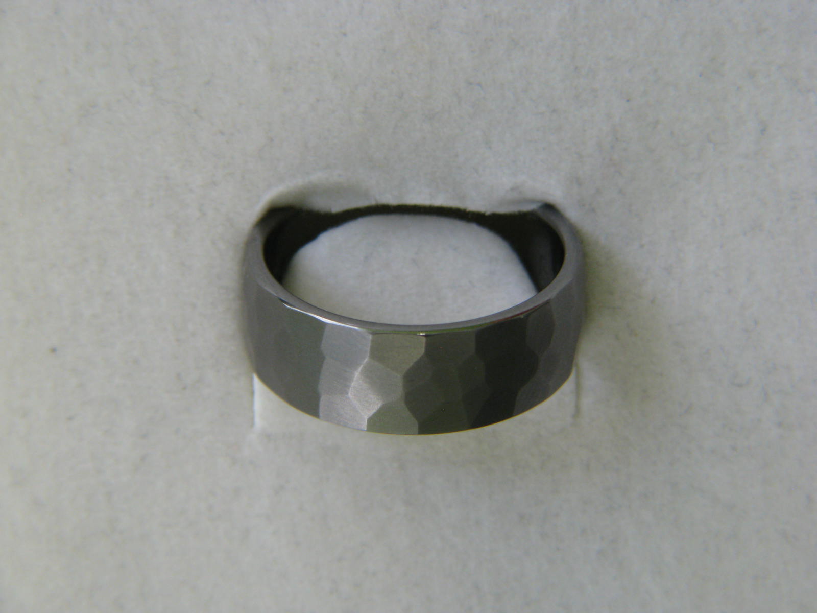 <a href="https://www.juwelier-kerner.de/sortiment/shop/herrenring/" rel="tag">Herrenring</a>, <a href="https://www.juwelier-kerner.de/sortiment/shop/marken/le-marchant/" rel="tag">Le Marchant</a>