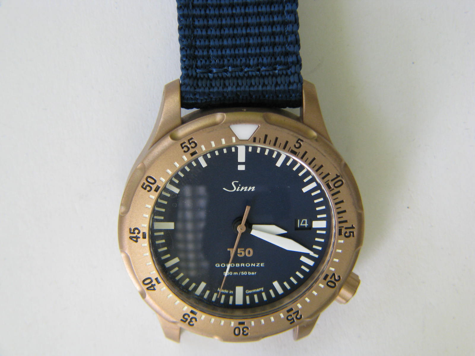 <a href="https://www.juwelier-kerner.de/sortiment/shop/uhren/sinn/" rel="tag">Sinn</a>