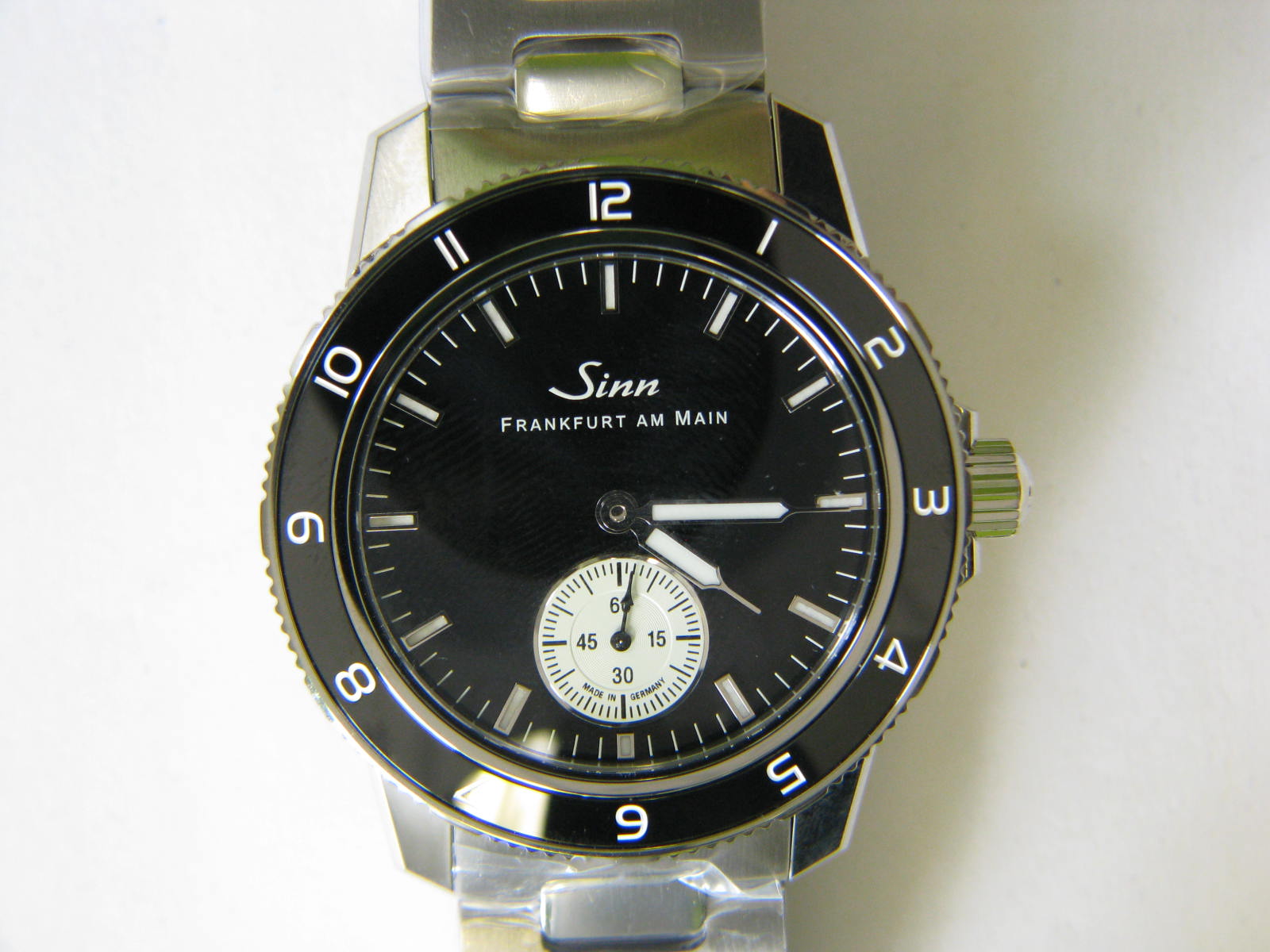 <a href="https://www.juwelier-kerner.de/sortiment/shop/uhren/sinn/" rel="tag">Sinn</a>