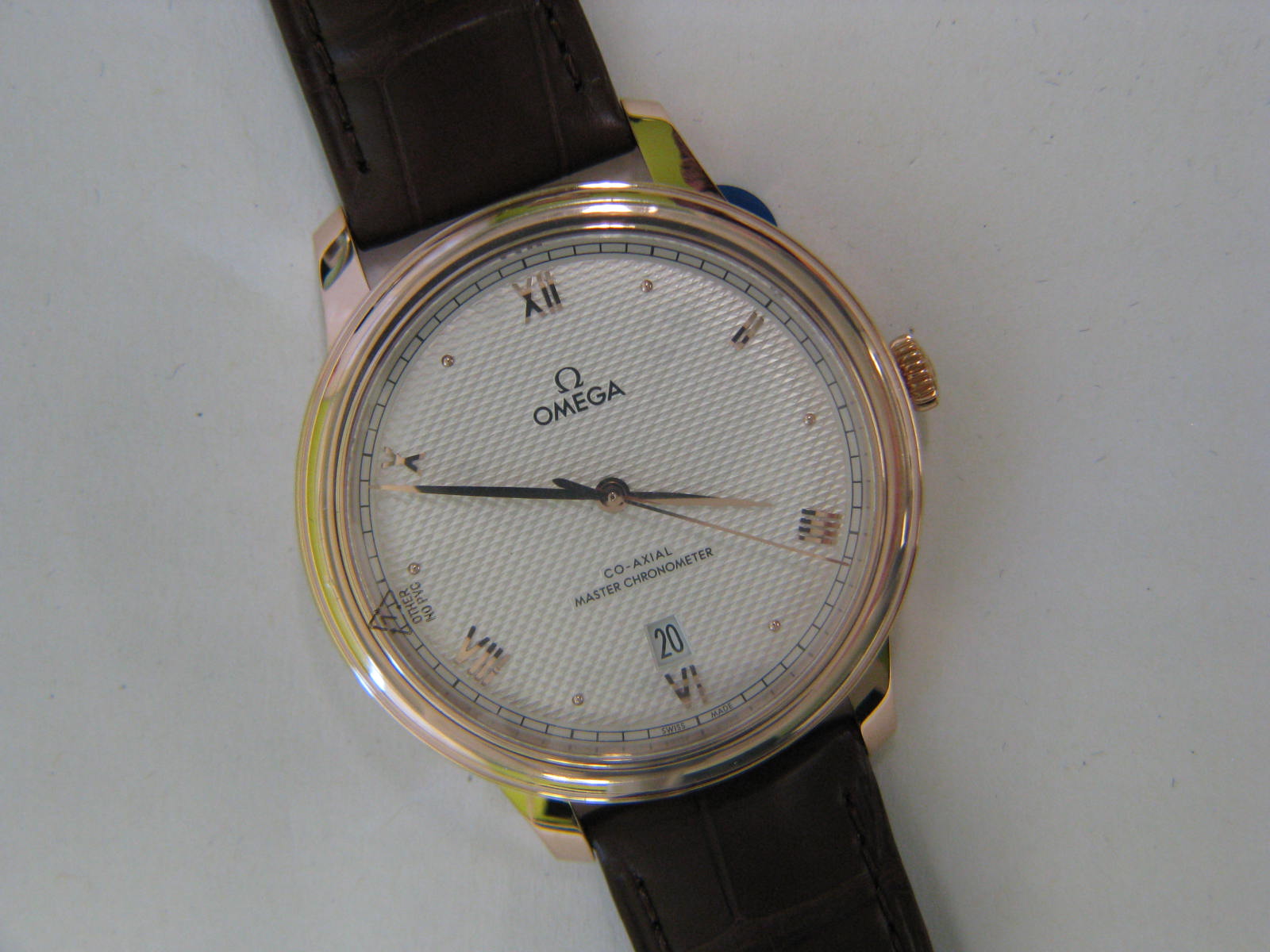 <a href="https://www.juwelier-kerner.de/sortiment/shop/uhren/omega/" rel="tag">Omega</a>