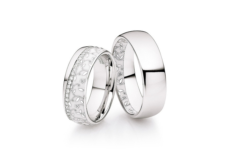 <a href="https://www.juwelier-kerner.de/sortiment/galerien/ringe/trauringe/" rel="tag">Trauringe</a>